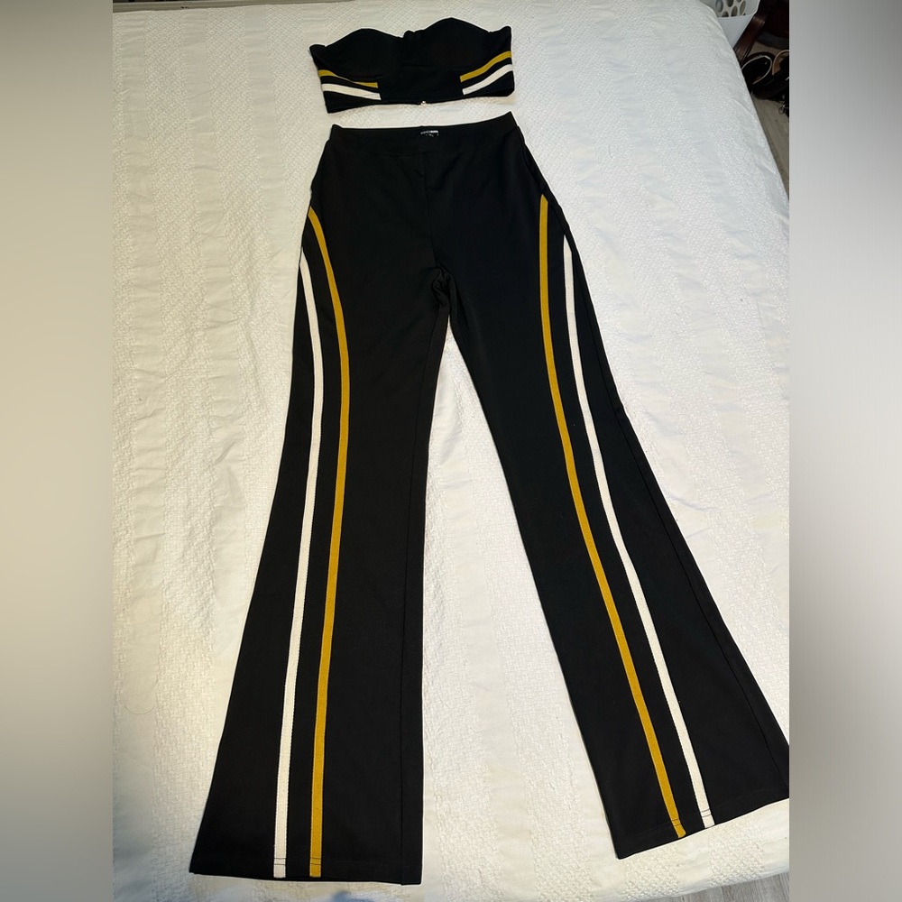 Fashion Nova 2pc Strapless Top & Bottom Set